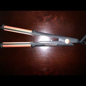 Kardashian Beauty 3-in-1 Iron